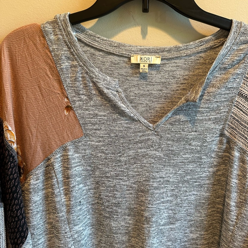 Kori Multicolor Patchwork Top - Picture 4 of 9